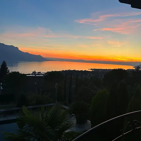 With Amazing View Apartamento